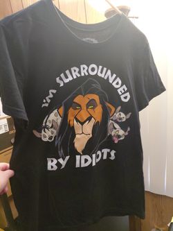 Disney The Lion King I'm Surrounded By Idiots Scar And Hyenas Graphic Tee Size SMALL