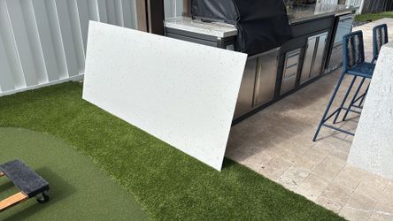 Quartz countertop