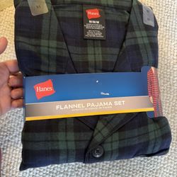 New Men’s Medium Hanes Green Blue Flannel Pajama Set 2 Piece 