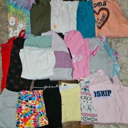 (16) Piece Womans Size Small Winter Clothing Lot 