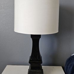 2 lamps