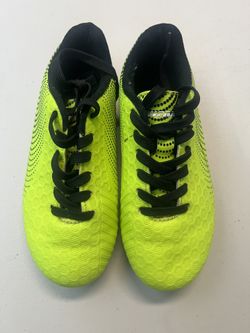 Vizari Stealth Youth FG Soccer Shoes Cleats Size 13.5C  Black & Neon Yellow