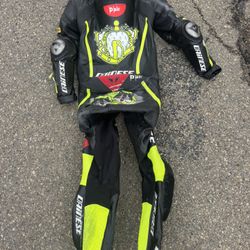 Dainese D Air Woman’s Small  One Piece Italian Motorcycle Leather Race Suit