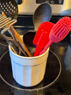 Utensils and Holder
