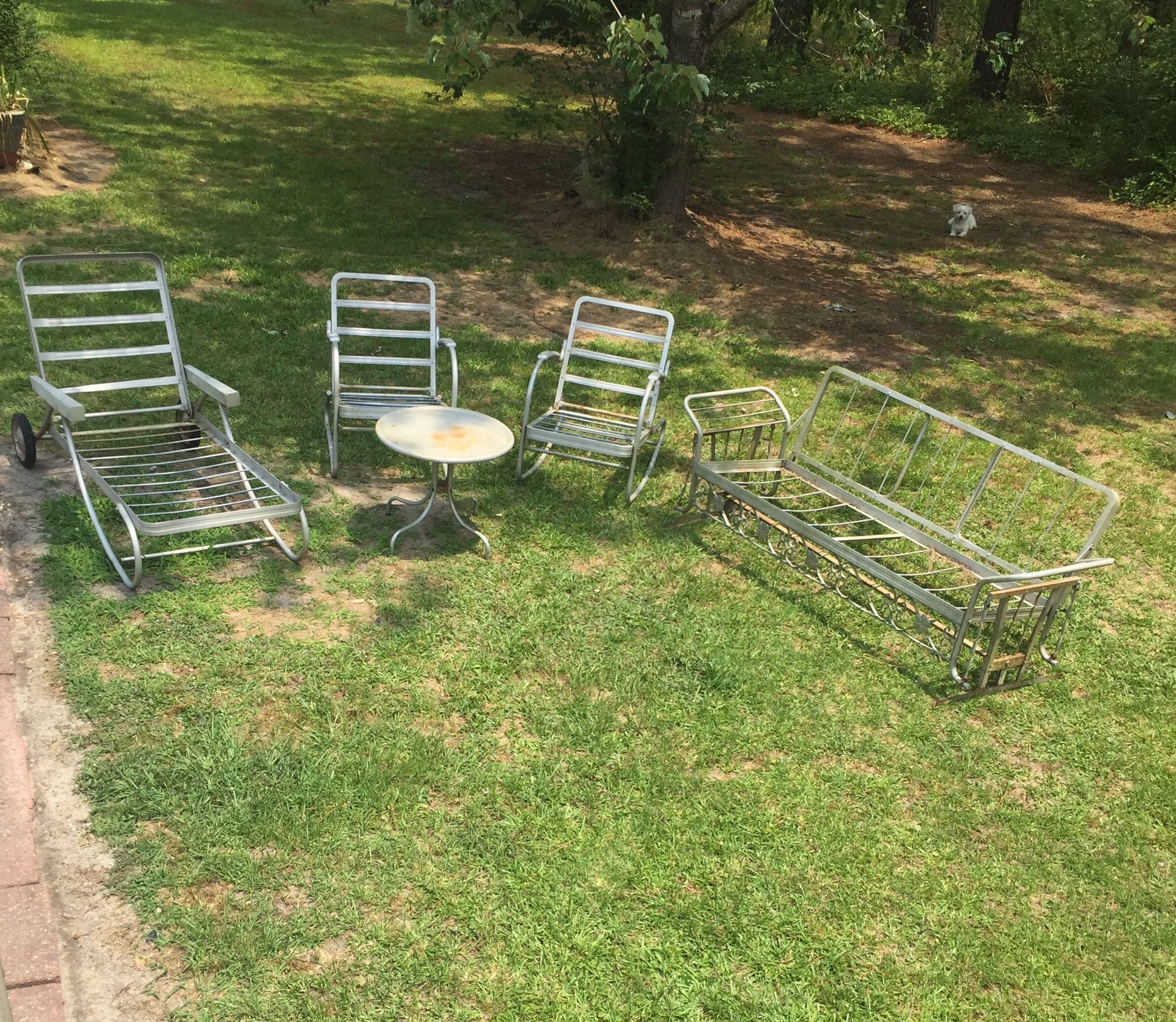Antique Bunting Aluminum Patio Furniture