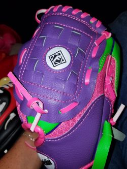 Franklin girls baseball glove