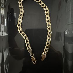 Gold bracelet
