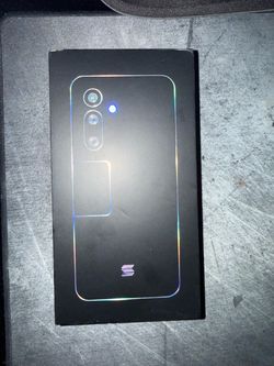 Solana Seeker 2 (brand new)