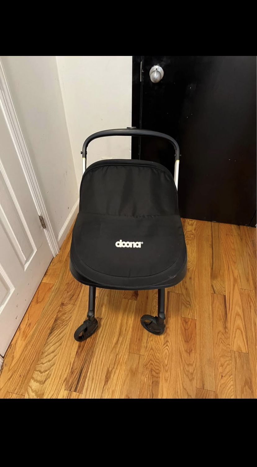Doona Infant Car Seat & Stroller – The Ultimate 2-in-1 Travel Solution