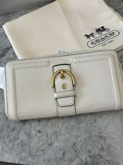 ♥️ Authentic Coach Leather Wallet, Coach Leather Accordion Zip Around Wallet  
