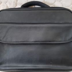 SUMDEX LAPTOP BRIEFCASE 15.6"