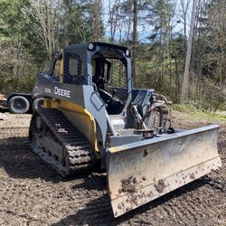 Skidsteer Dozer