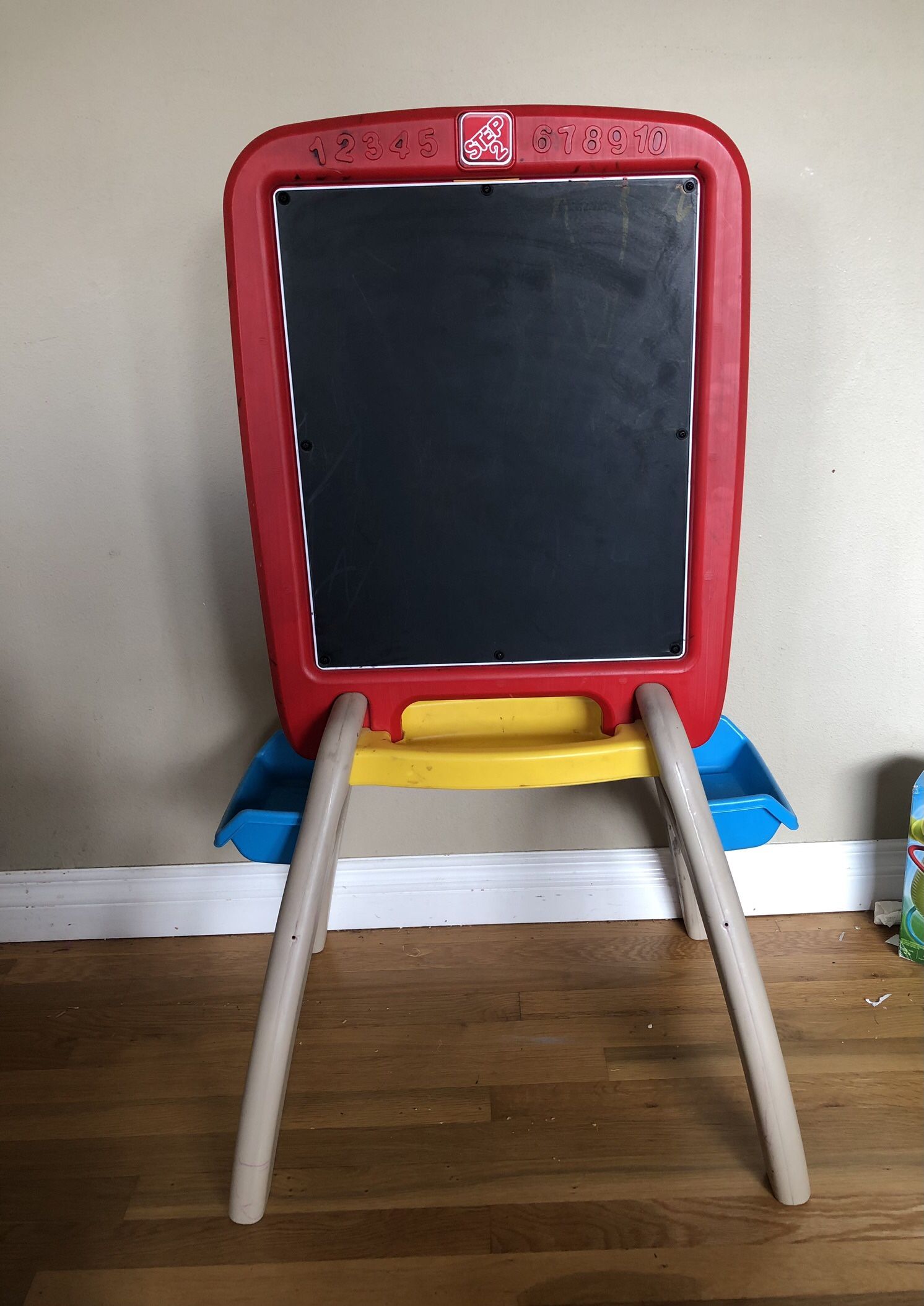 Whiteboard and Blackboard Easel 