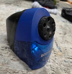 Bostitch QuietSharp electric pencil sharpener, blue