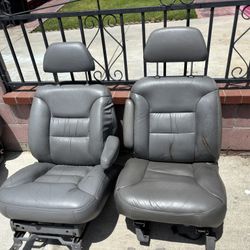 Obs Seats
