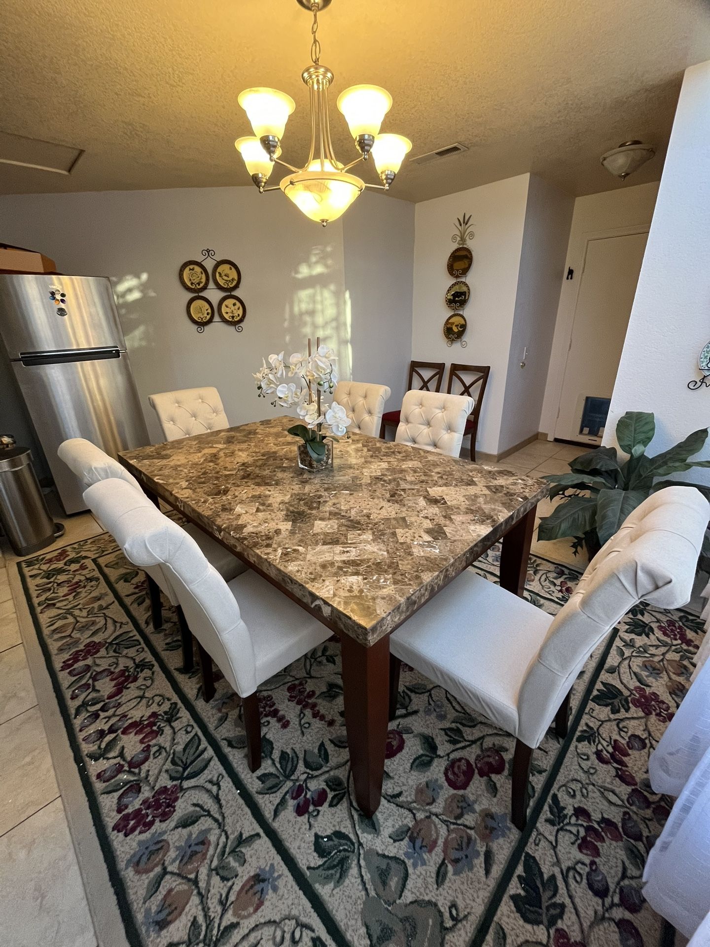 Dining Table With 6 Brand New Chairs🔺used for stage🔺