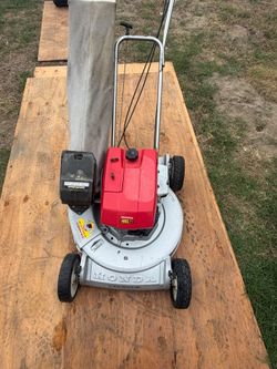 Honda self walk lawnmower