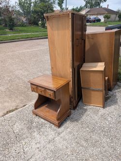 King Mattress And Two Dressers