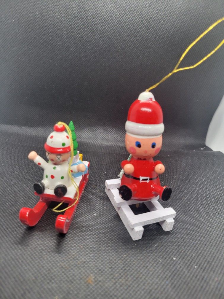 Wooden Santas  On Sleigh Ornaments 
