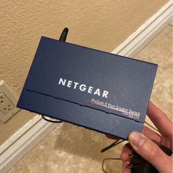 NETGEAR ProSafe 8 Port Gigabit Switch GS108
