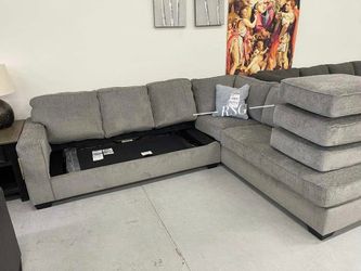 Sleeper Sectional Couch W Chaise Color Options Fast Delivery Military Discount Only $39 Down Payment 👉 PLEASE ASK FOR JON GREEN WHEN YOU ARRIVE!