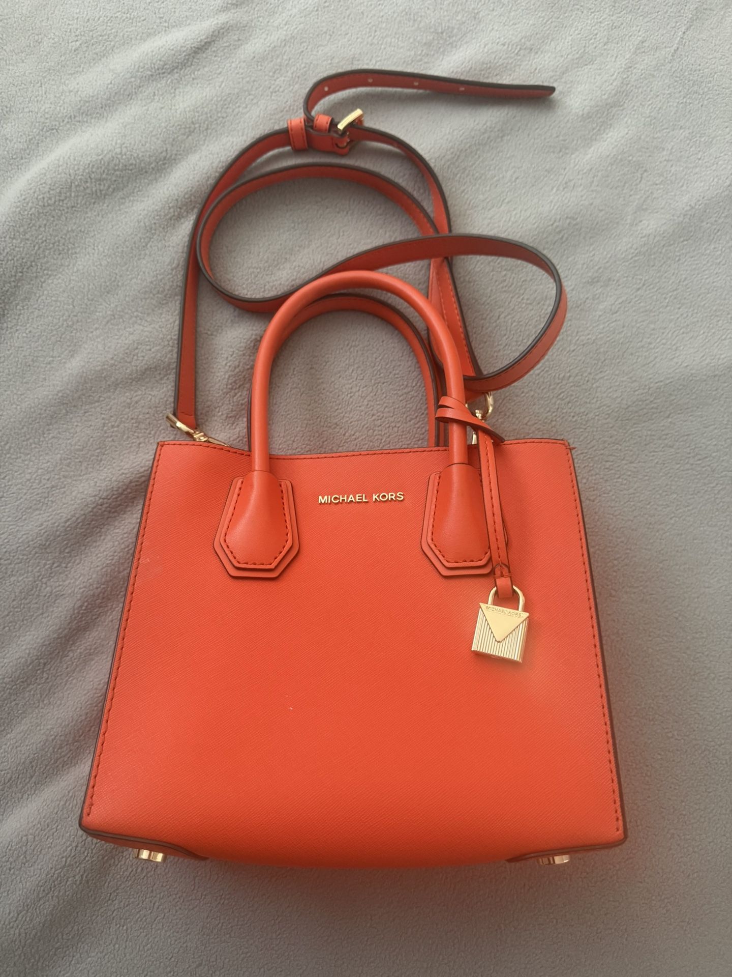 Small Michael Kors Tot