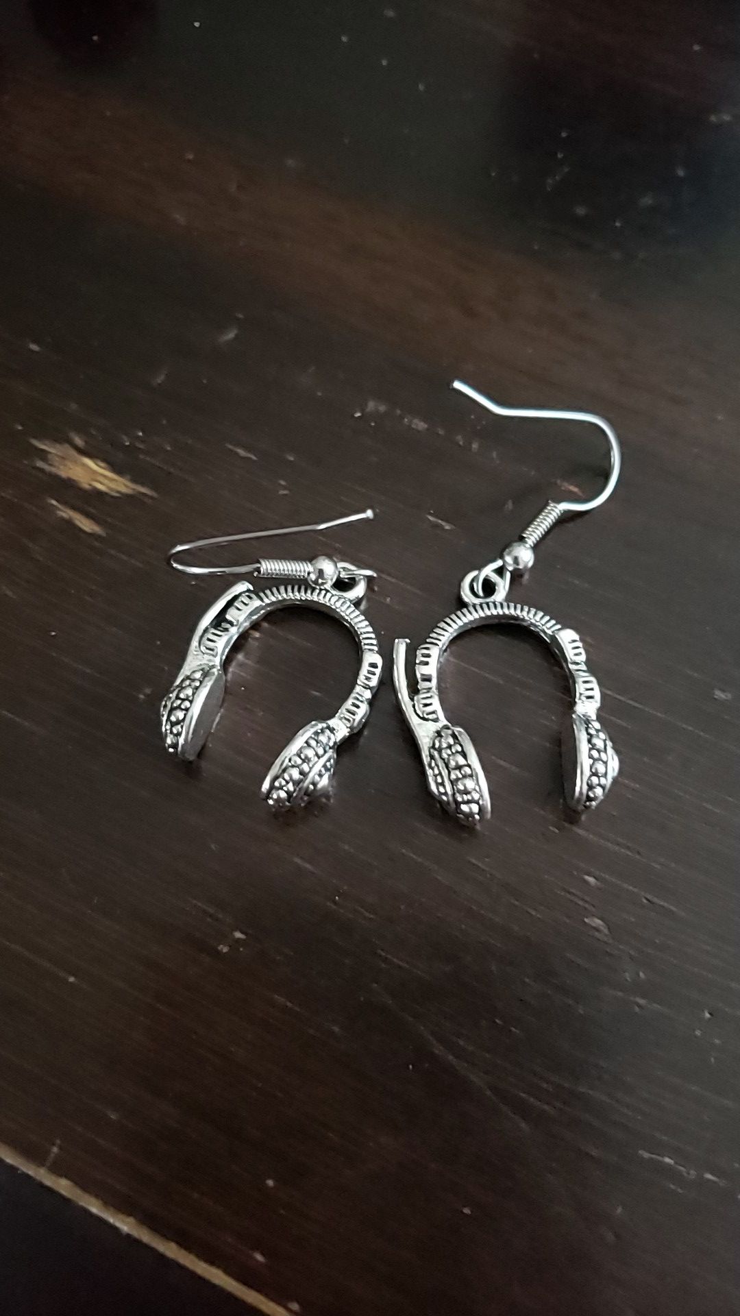 Dj headphones earrings