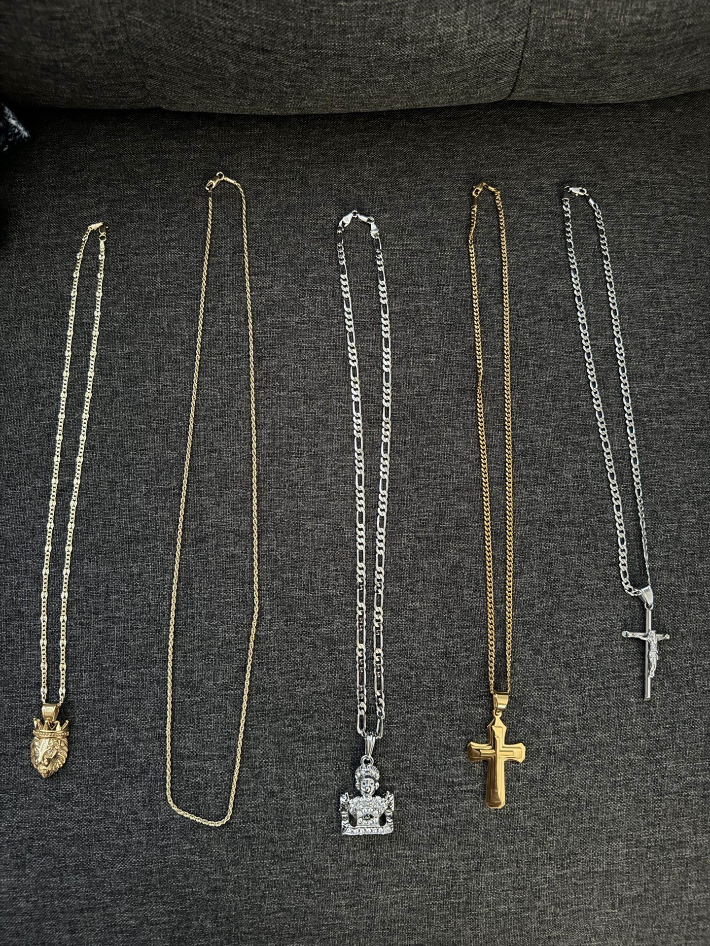 A Variety Of Gold Plated And Gold Filled Chains