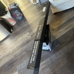 Digital Projector Self Lock Screen 