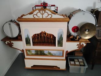 MASSIVE YARD SALE 10/24&25 8:00 AM