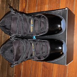 Air Jordan 11 gamma blue