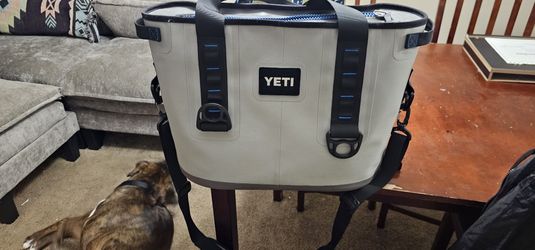 YETI COOLER