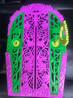 Monster High Doll Carrier