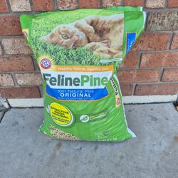 Feline Pine Non-Clumping Litter. 20lb Bag- New