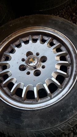 BMW E30 wheels and tires