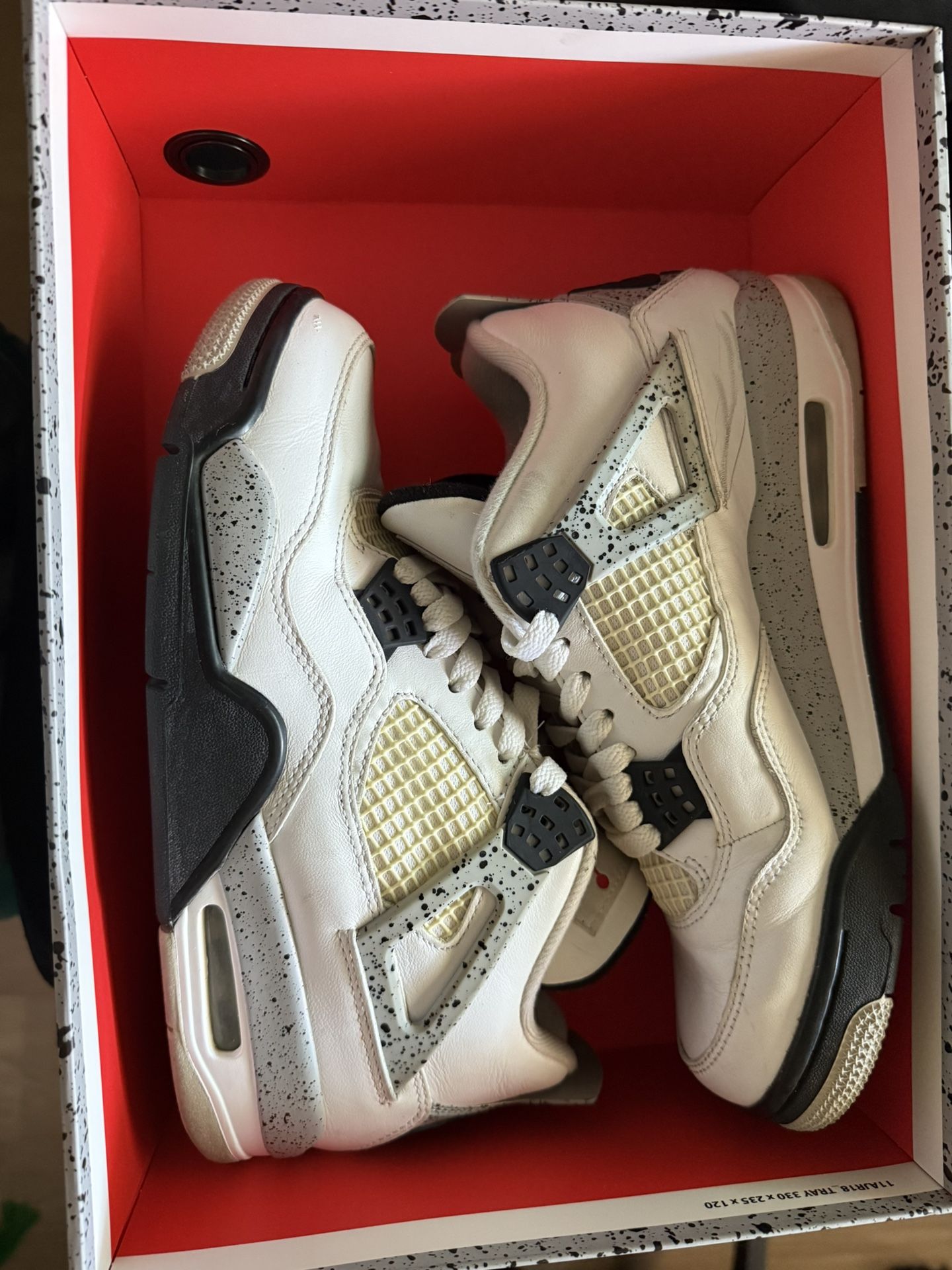 2016 Air Jordan 4 retro OG ‘white cement’(Used)