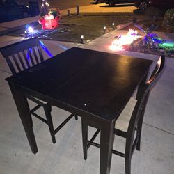 Dining  Table With 2 Chairs With Extender