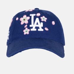 ** NOT SELLING READ DESCRIPTION **