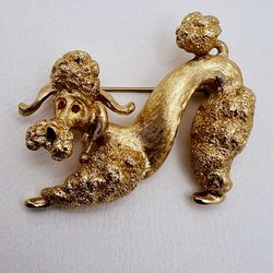 Monet Vintage Gold Tone and Red Rhinestones Playful Poodle Statement Brooch (EUC)