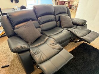 Recliner couch