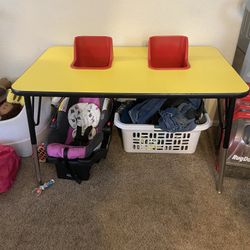 2 Seat Feeding Table/high Chair