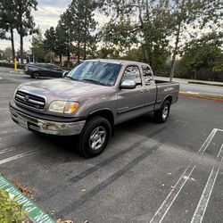 Toyota Tundra V8 2wd Año 2002 