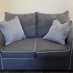 Love Seat 