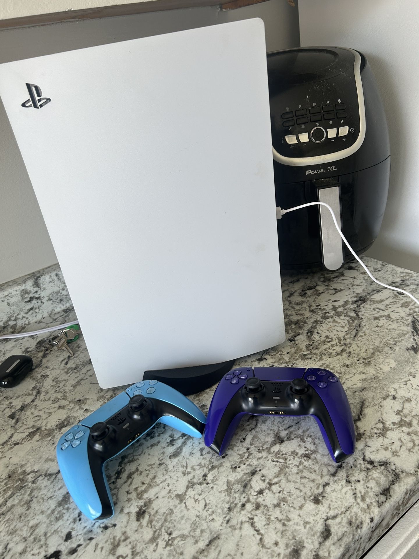 Ps5 Comes With 2 Controllers