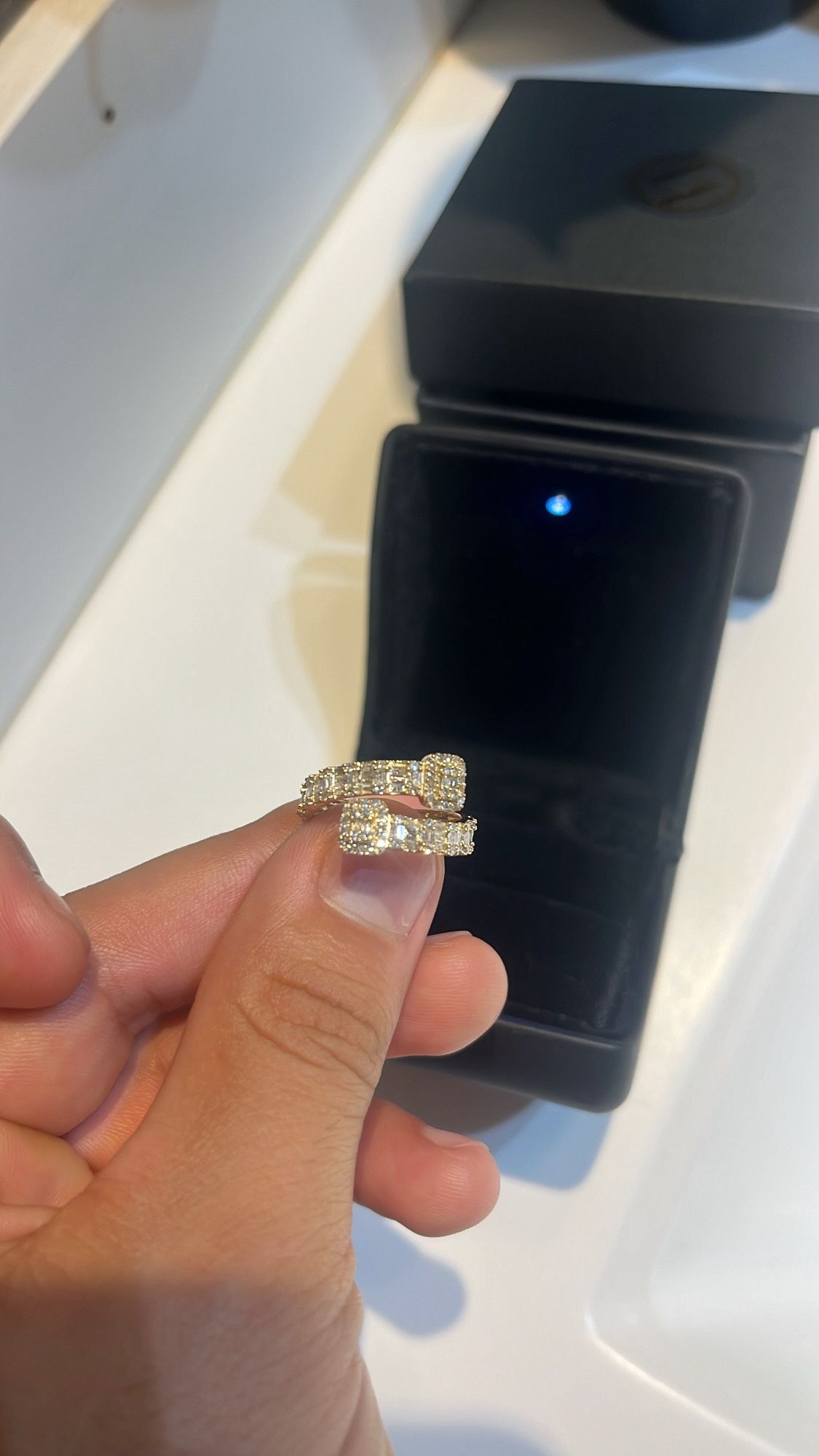 Diamond gold pinky ring