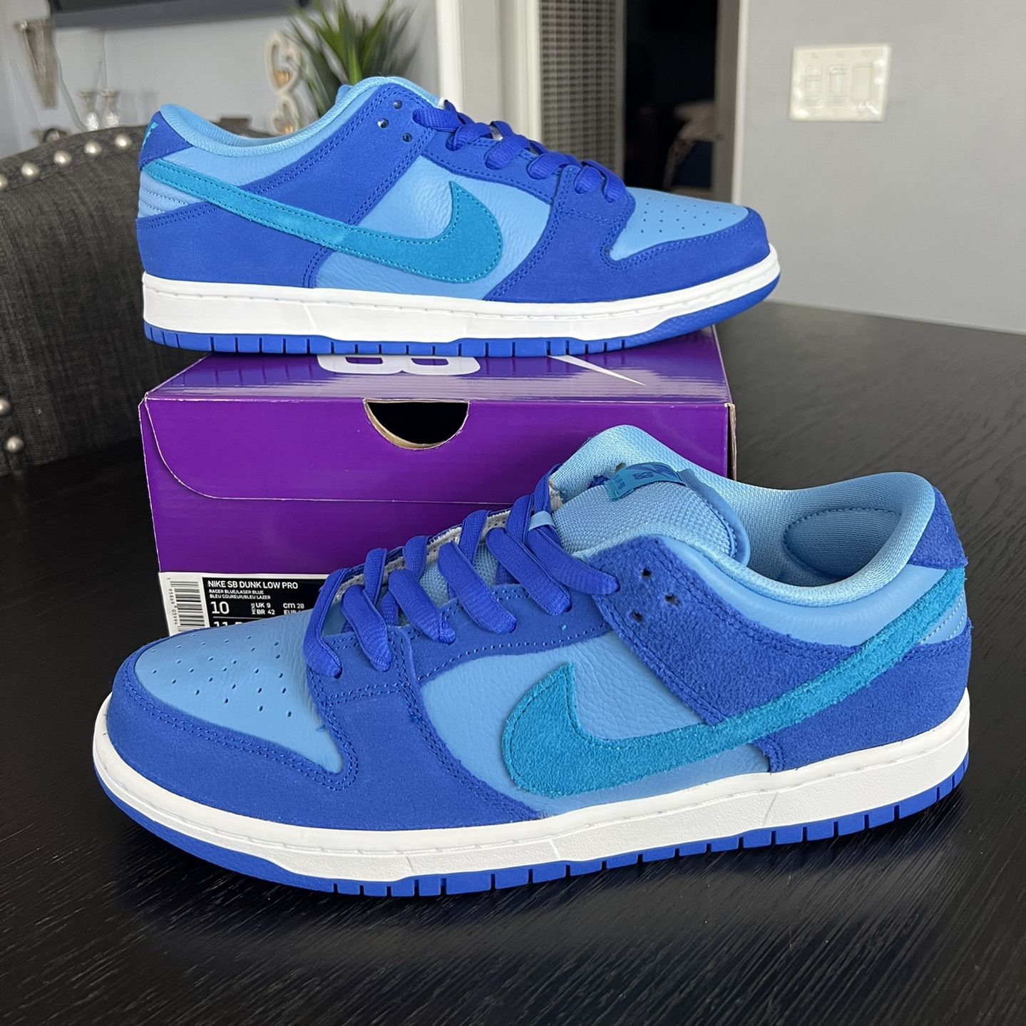 Nike SB Dunk Low Blue Raspberry 10 men for Sale in Lincoln Acres