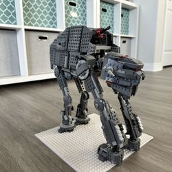 LEGO Star Wars First Order AT-AT Heavy Assault Walker 75189