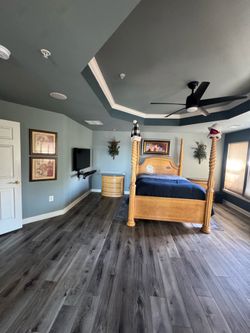 Bedroom set