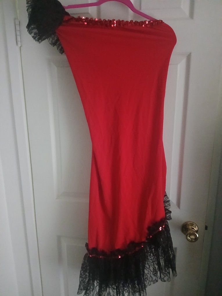 SPANISH SEÑORITA OUTFIT