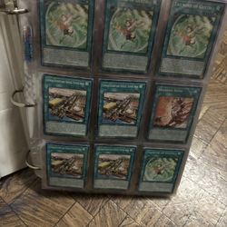 Huge Lot Of Yugioh Cards